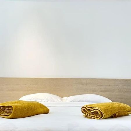 Boutique Apartment In The Bucharest City Center Екстер'єр фото