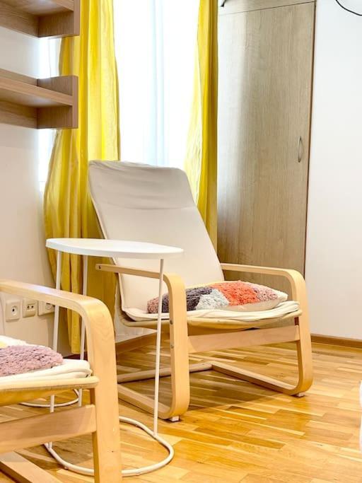 Boutique Apartment In The Bucharest City Center Екстер'єр фото